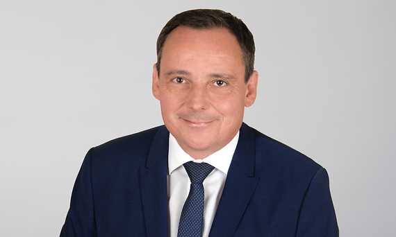 3859824_Wurzel